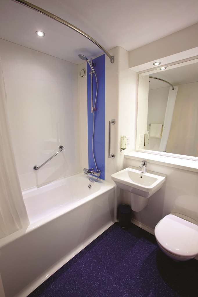 Travelodge Walton On Thames Rom bilde