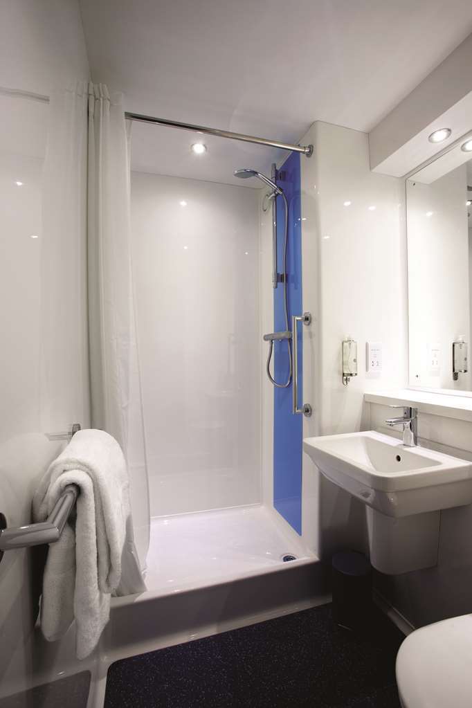 Travelodge Walton On Thames Rom bilde